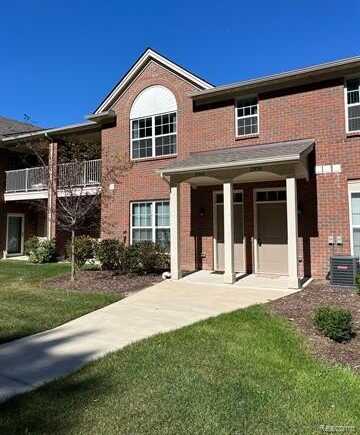 21950 ABERDEEN Drive, Macomb, MI 48042