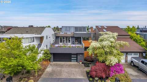 185 N LOTUS BEACH DR, Portland, OR 97217