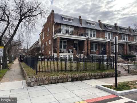 1717 C STREET NE, WASHINGTON, DC 20002