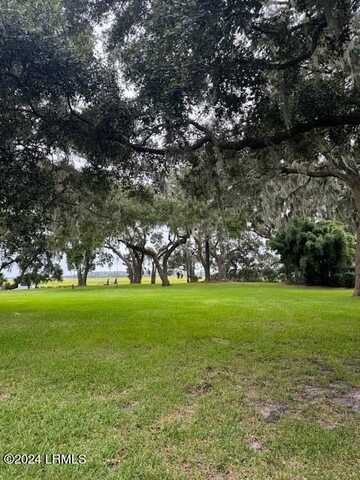 220 Distant Island Drive, Beaufort, SC 29907