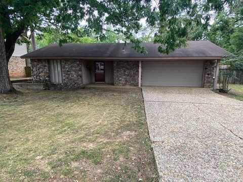 43 Warwick Road, Little Rock, AR 72211