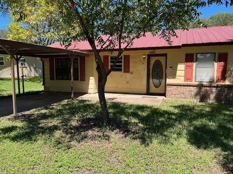 912 Bombay, Brady, TX 76825