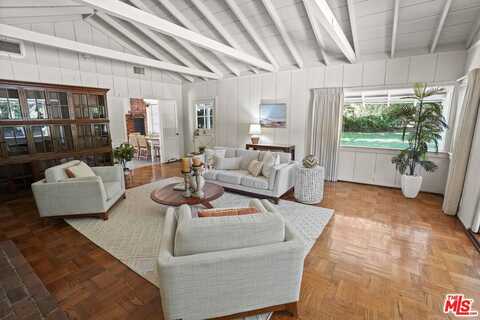 5838 Bonsall Dr, Malibu, CA 90265