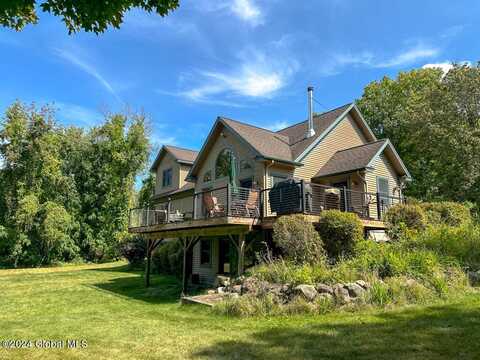 4 Hillman Road, Queensbury, NY 12804