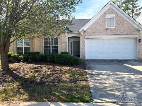 8419 Heron Glen Drive, Charlotte, NC 28269