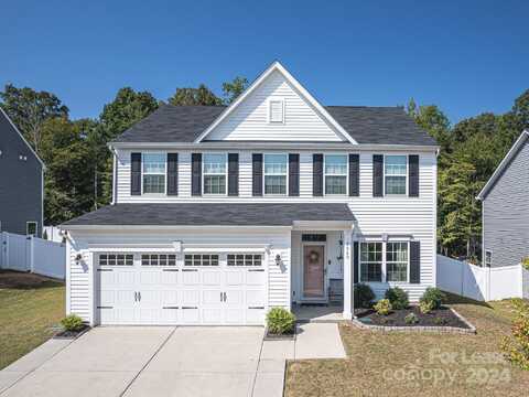 7060 Kenyon Drive, Denver, NC 28037