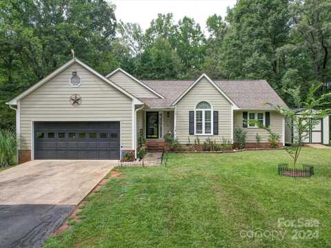 123 Highland Woods Drive, Wadesboro, NC 28170