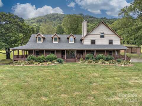 97 Circle E Ranch Road, Burnsville, NC 28714