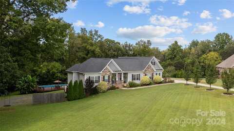 9301 Poinchester Drive, Mint Hill, NC 28227