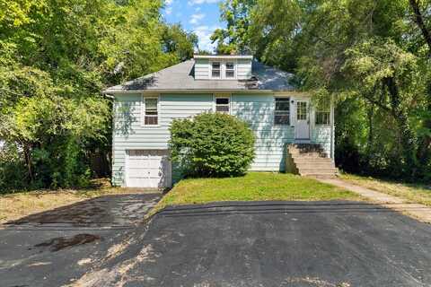 7 Jerome Avenue, Montville, CT 06382