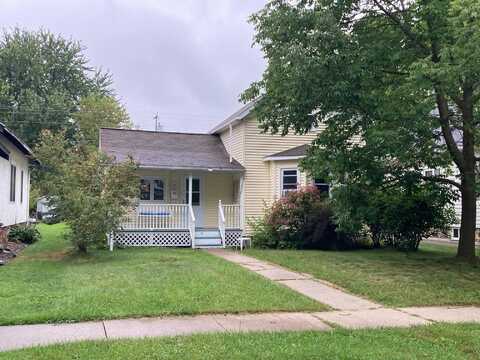 702 S VINE AVENUE, Marshfield, WI 54449