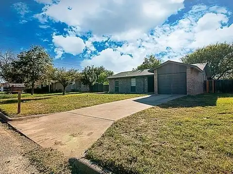 110 Danielle, Del Rio, TX 78840