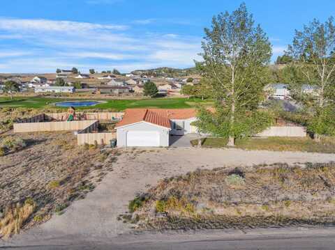 390 Oakshire Drive, Spring Creek, NV 89815