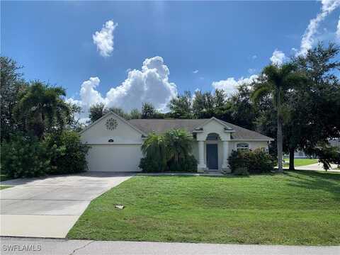 504 Retunda Parkway W, Cape Coral, FL 33904