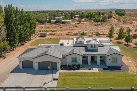 7 Del Cerro Court, Los Lunas, NM 87031