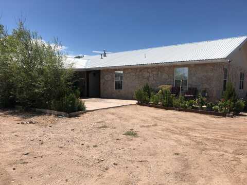 185 La Entrada Road, Los Lunas, NM 87031