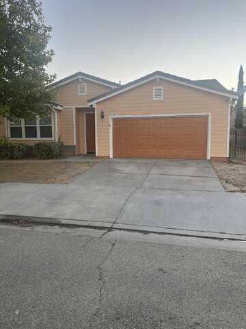 44047 37th Street, Lancaster, CA 93536