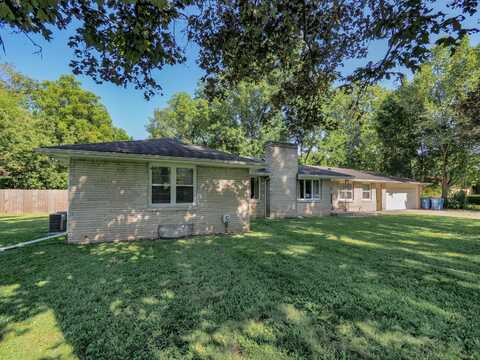 1220 Baker Drive, Kalamazoo, MI 49048