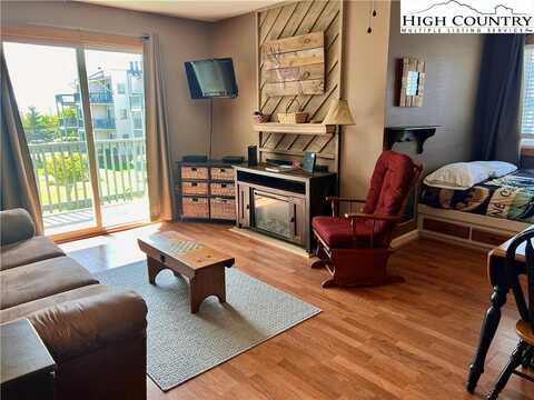 301 Pinnacle Inn Road, Beech Mountain, NC 28604