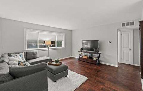 4516 Broadway Avenue, Kansas City, MO 64111