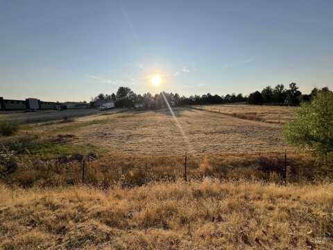 185 S Locust Grove Rd, Meridian, ID 83642