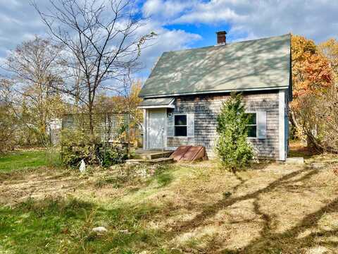 26 Winthrop Avenue, Oak Bluffs, MA 02557