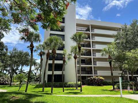 6320 Boca Del Mar Dr, Boca Raton, FL 33433