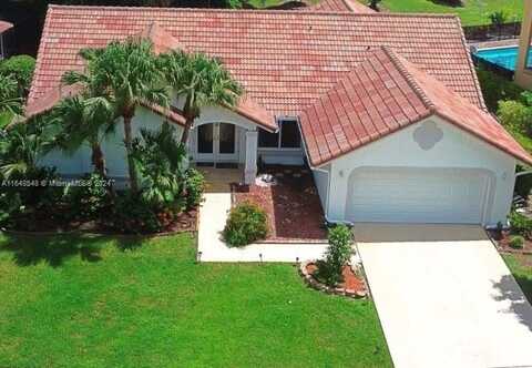 20105 Back Nine Dr, Boca Raton, FL 33498