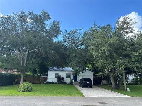 1102 NE 116th St, Biscayne Park, FL 33161