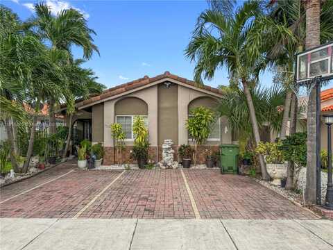 7002 W 29th Way, Hialeah, FL 33018