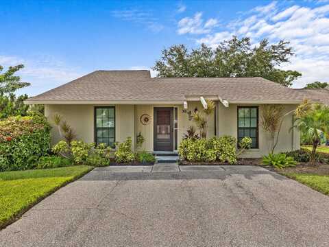 30 WINDRUSH BAY DRIVE, TARPON SPRINGS, FL 34689