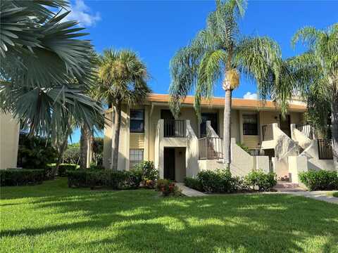 4552 WEYBRIDGE, SARASOTA, FL 34235