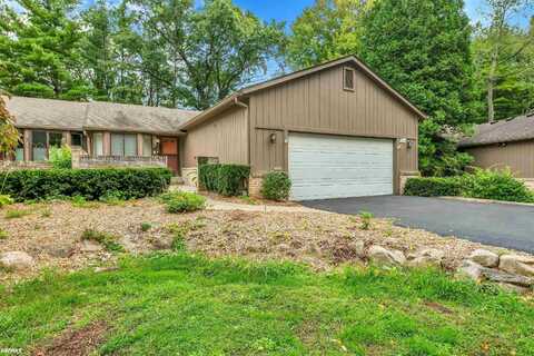 1024 Oak Pointe, Waterford, MI 48327