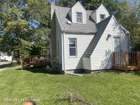 2097 E Scottwood, Burton, MI 48529