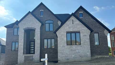 54438 Carrington, Shelby, MI 48316