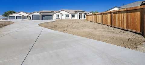 20 Hummingbird CT, HOLLISTER, CA 95023