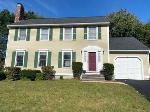 27 Stonegate Road, Chelmsford, MA 01824