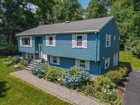 51 High St, Sharon, MA 02067