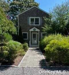 3 Elm Street, Hampton Bays, NY 11946