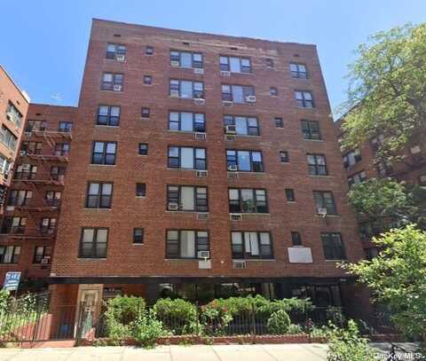 83-30 Vietor, Elmhurst, NY 11373