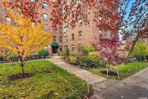 52-24 65 Place, Maspeth, NY 11378