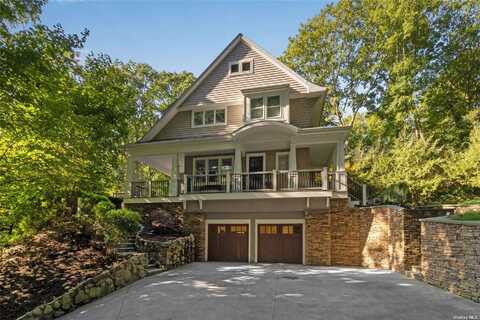 9 Valley Court, Huntington Bay, NY 11743