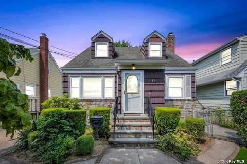 111 Arden Boulevard, West Hempstead, NY 11552