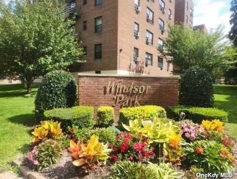 211-02 73 Avenue, Oakland Gardens, NY 11364