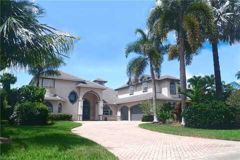 649 Bow Line, NAPLES, FL 34103