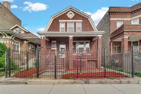 7815 S Carpenter Street, Chicago, IL 60620