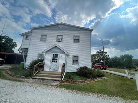 273 SW Fox Alley SW, Bolivar, OH 44612