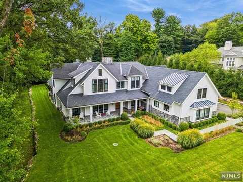 56 Dimmig Road, Upper Saddle River, NJ 07458