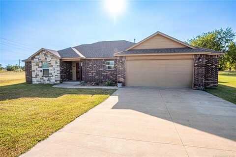 1145 S Sequoyah Drive, Oologah, OK 74053