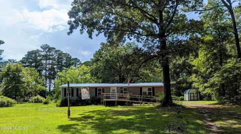 1050 Streets Ferry Road, Vanceboro, NC 28586